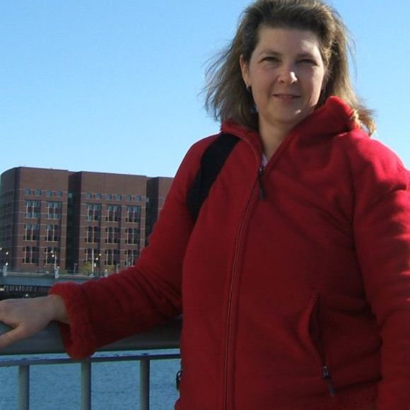 Meet your Posher, Cheryl - Picture 1 of 1